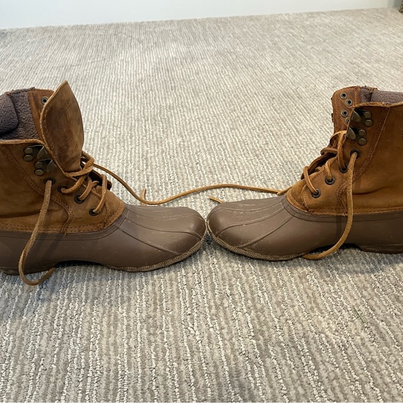 Sperry Brown and Gray Duck Boots - Picture 4 of 6
